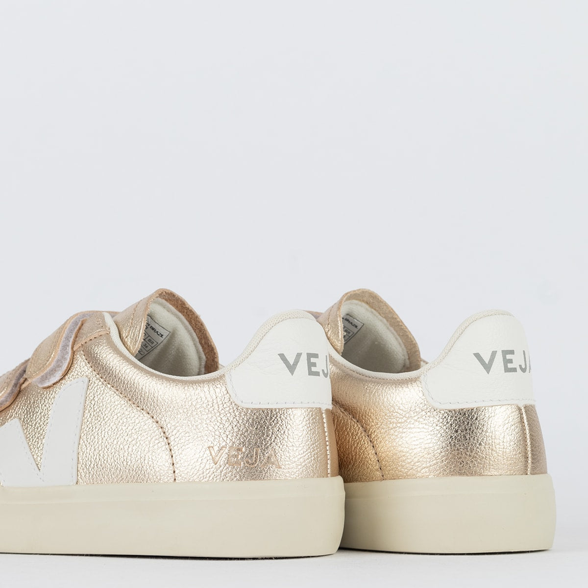 Vert Shoes Logo Chromefree Leather Platinum White
